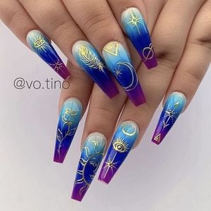 Press on nails